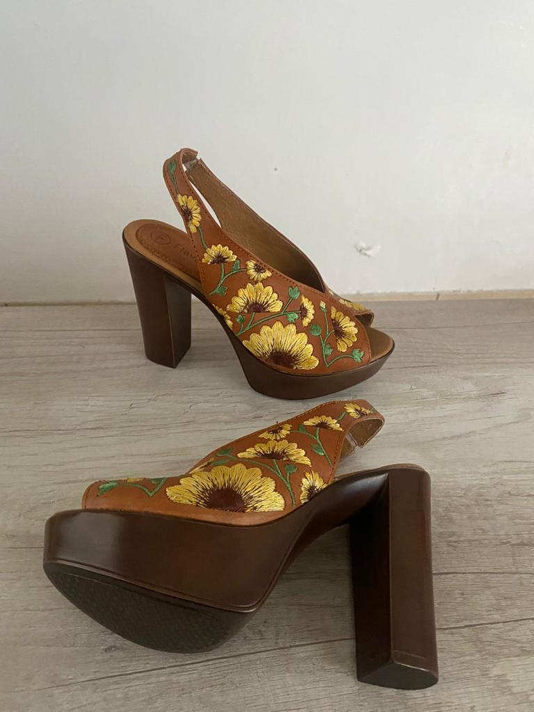 Xochilt Artisanal Heel Tan