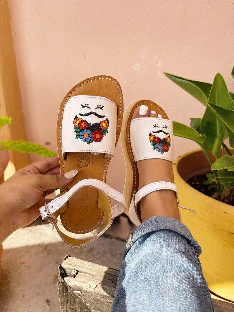 Friducha Sandals White