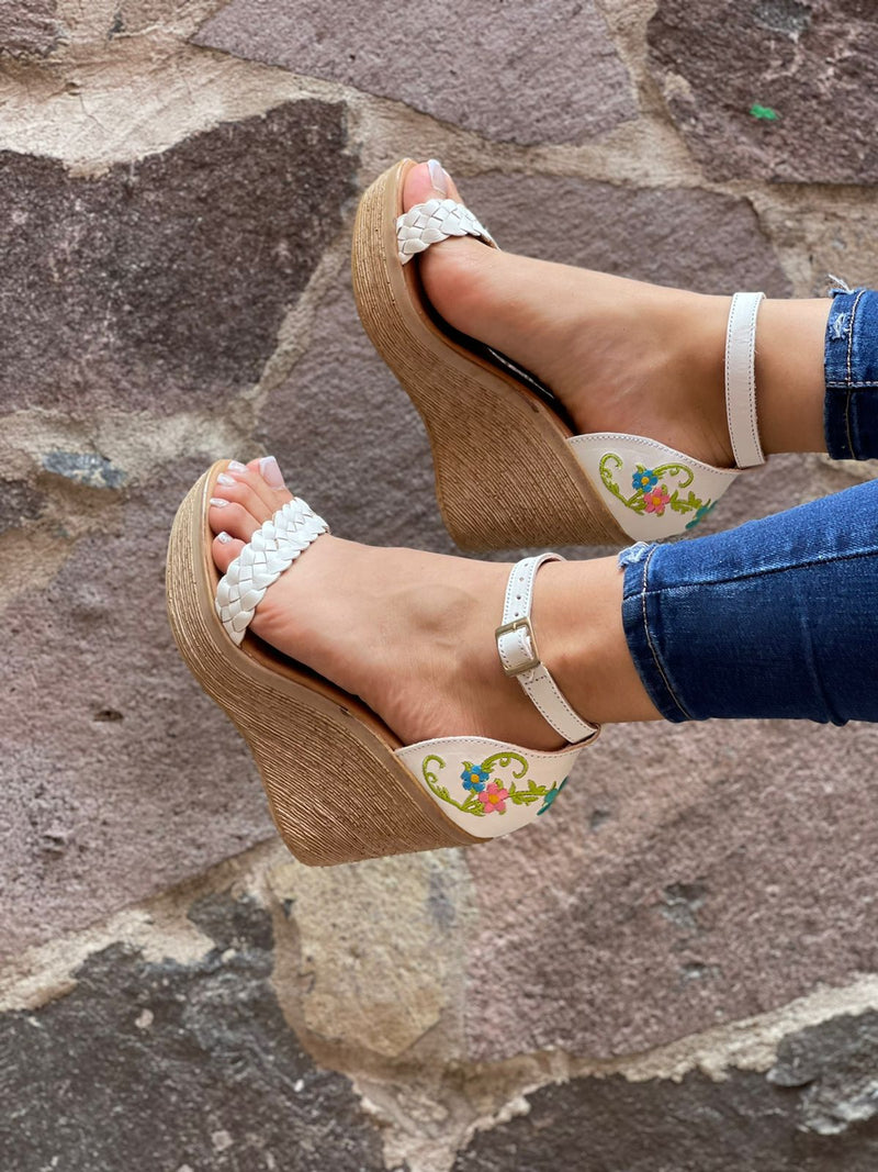 Aiyana Wedges