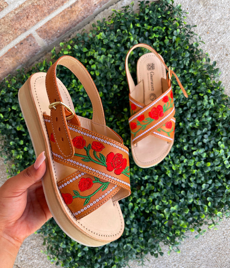 Rosas Orizaba Sandals