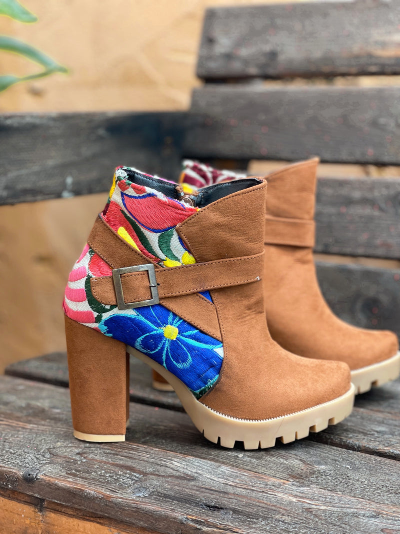 Zapoteca Booties Tan